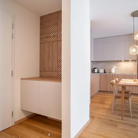 Elegant 2-bedroom Apartman Pozsony