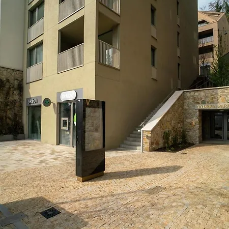 Apartmán Elegant 2-bedroom *