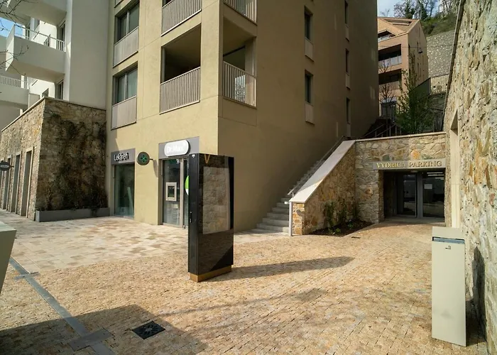 Appartement Elegant 2-bedroom *