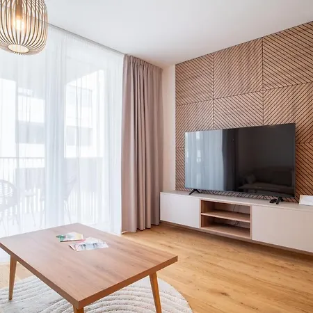 Elegant 2-bedroom * Pressburg